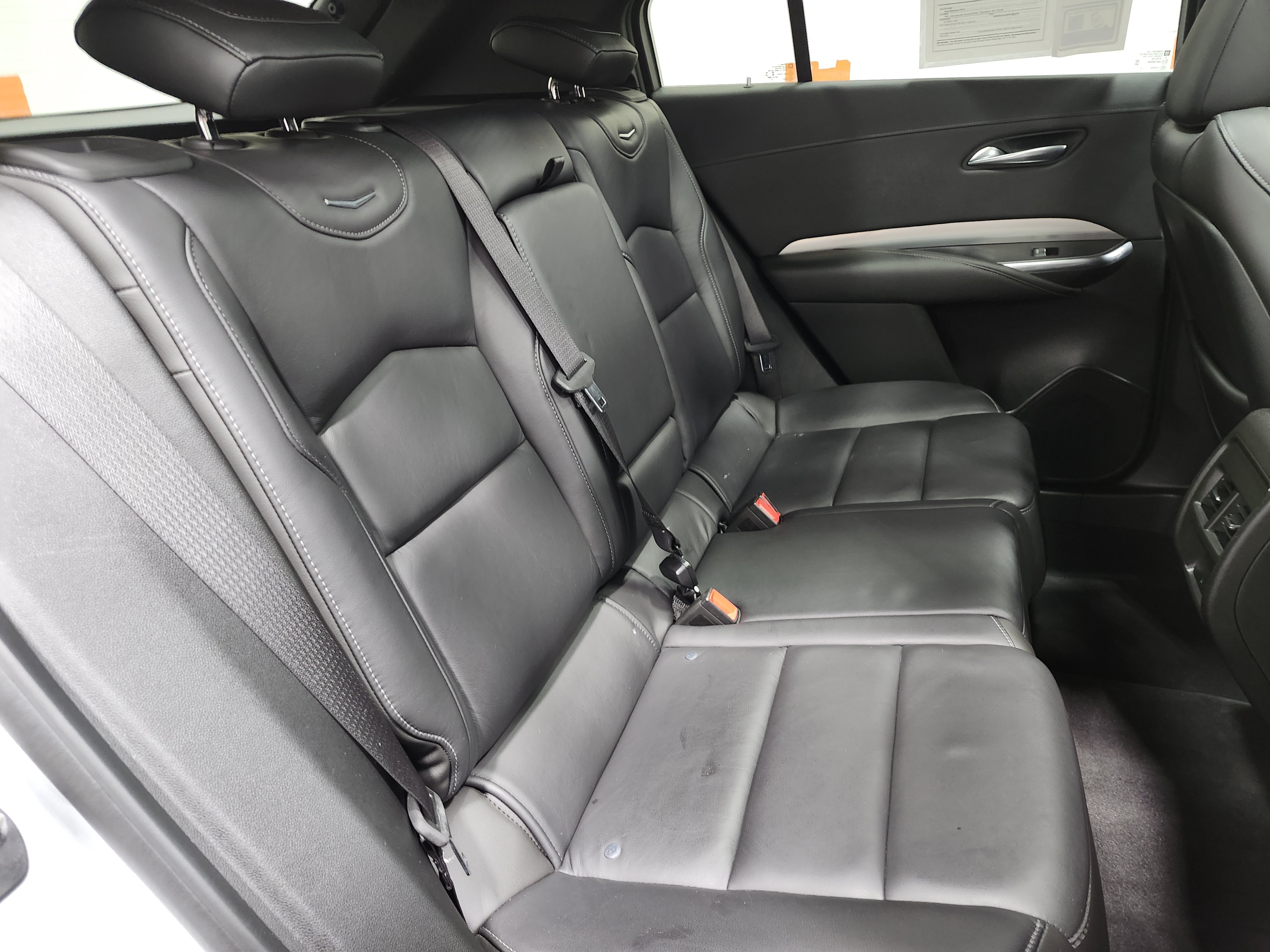Used 2019 Cadillac XT4 Premium Luxury AWD/4WD image 23