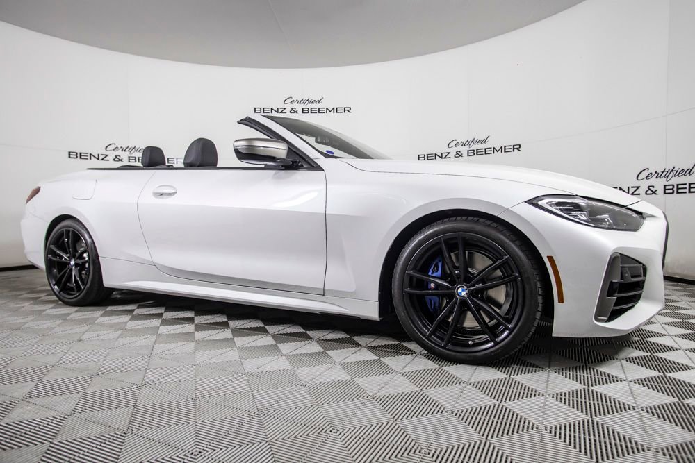 Used 2023 BMW M440i Convertible w/ Premium Package image 4