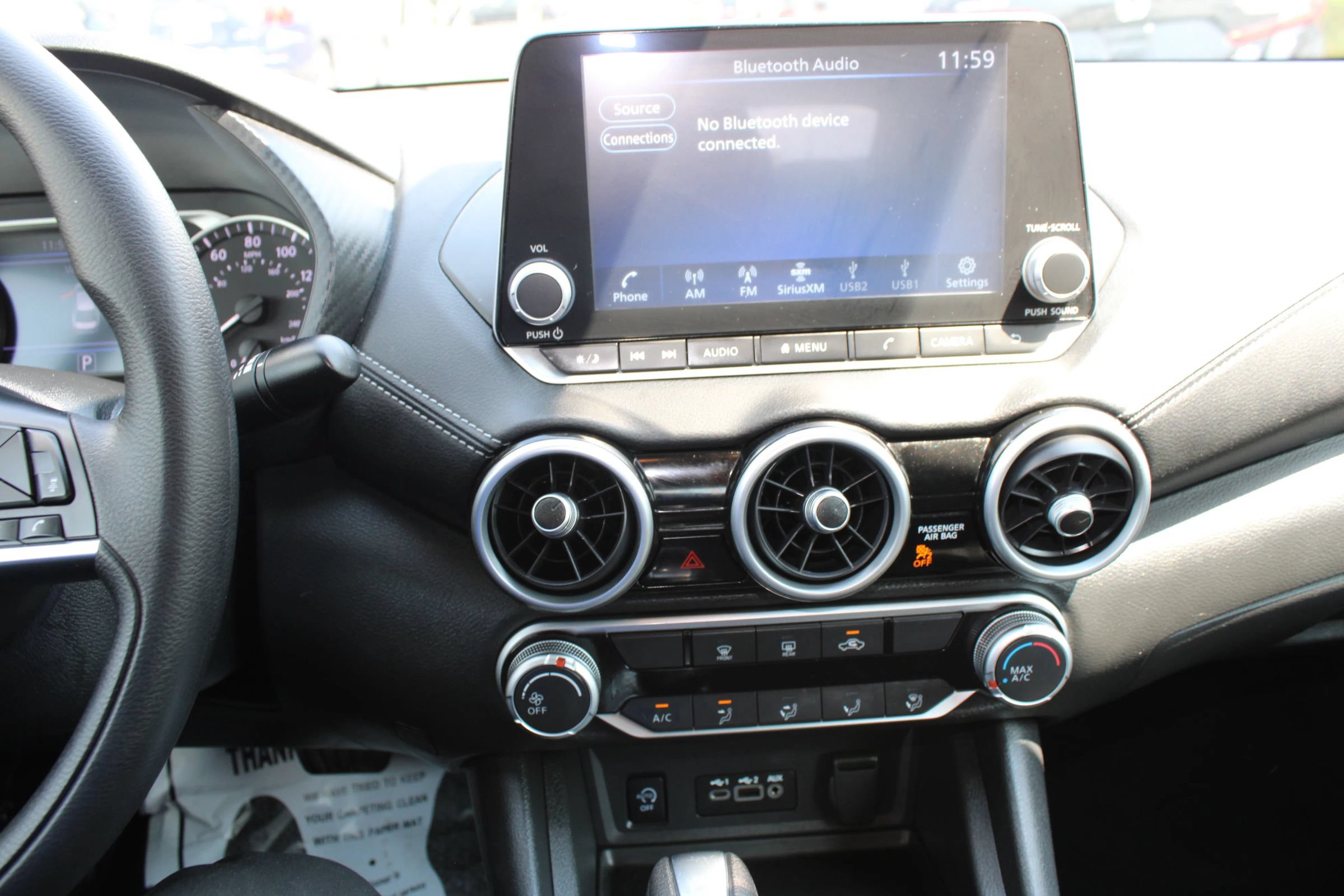 Used 2024 Nissan Sentra SV FWD image 13