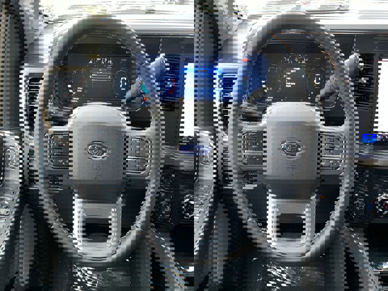 New 2026 Ford F250 Lariat w/ FX4 Off-Road Package image 28