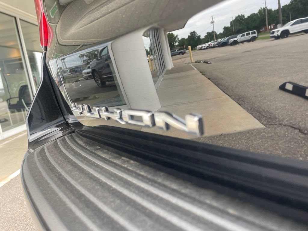 Used 2024 GMC Yukon XL Denali w/ Max Trailering Package AWD/4WD image 17