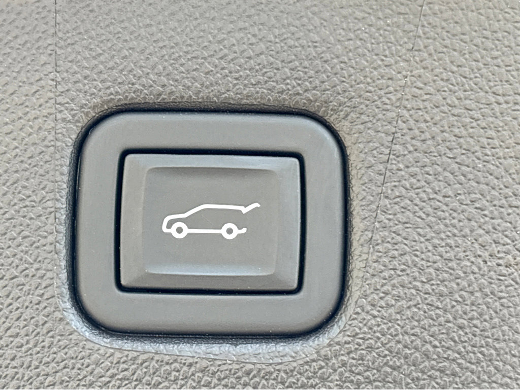 New 2024 Chevrolet Blazer RS w/ Driver Confidence II Package image 22