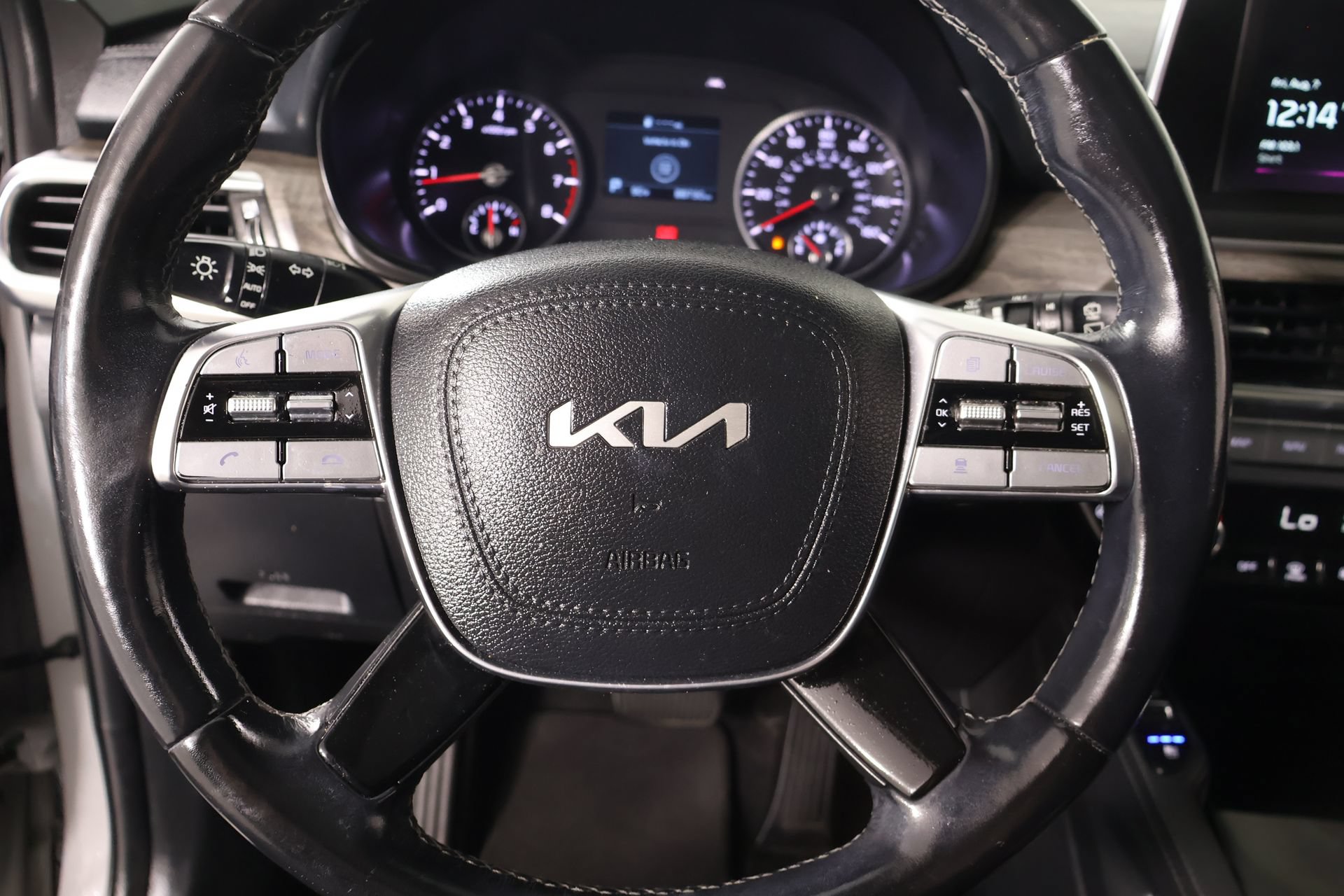 Used 2022 Kia Telluride EX w/ EX Premium Package AWD/4WD image 3