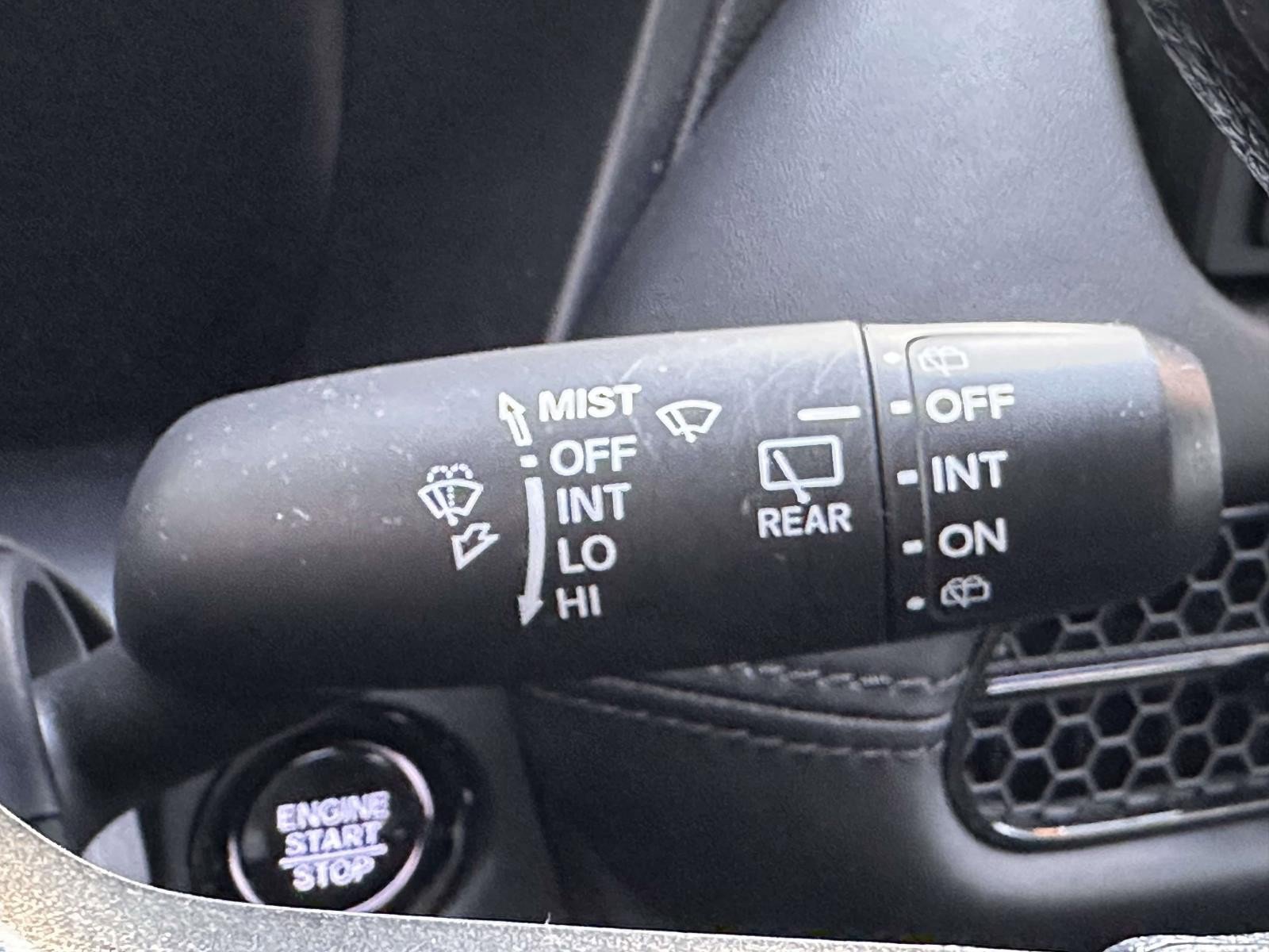 Used 2023 Honda HR-V LX image 21