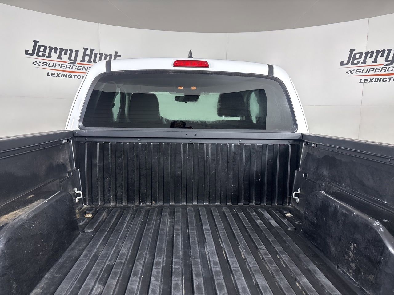 Used 2019 Toyota Tacoma SR image 20