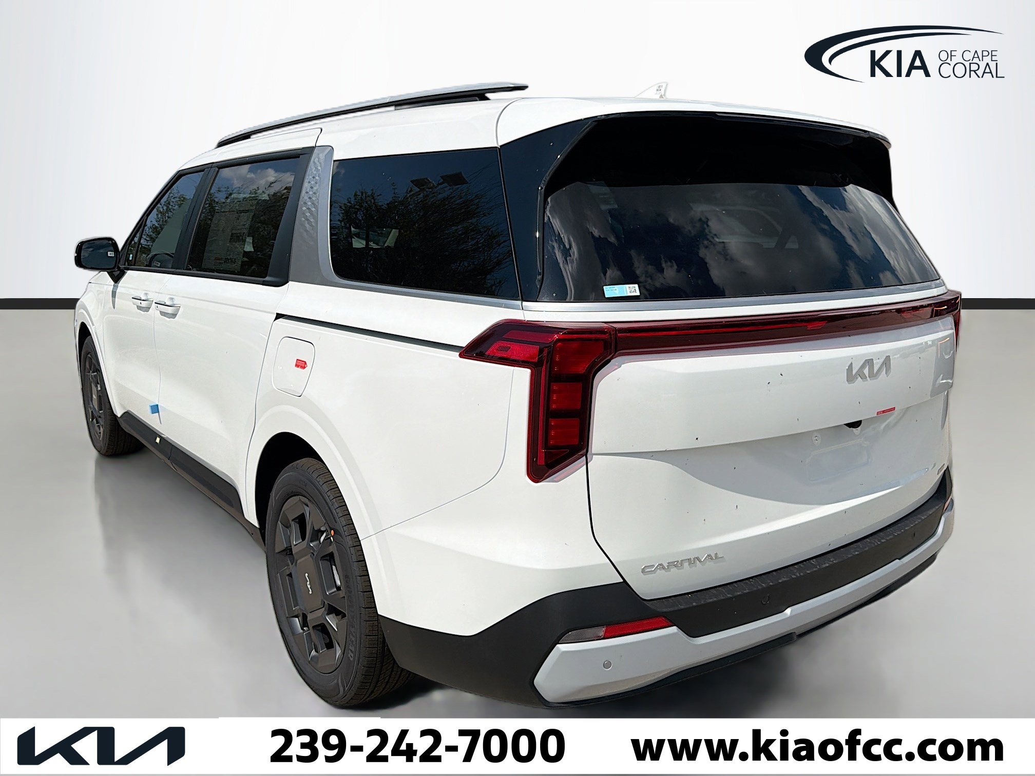 New 2026 Kia Carnival EX image 2