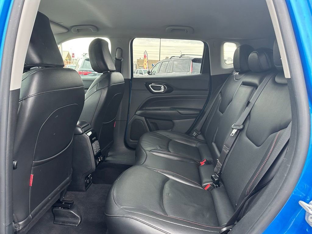 Used 2022 Jeep Compass Trailhawk w/ Trailhawk Elite Group image 10
