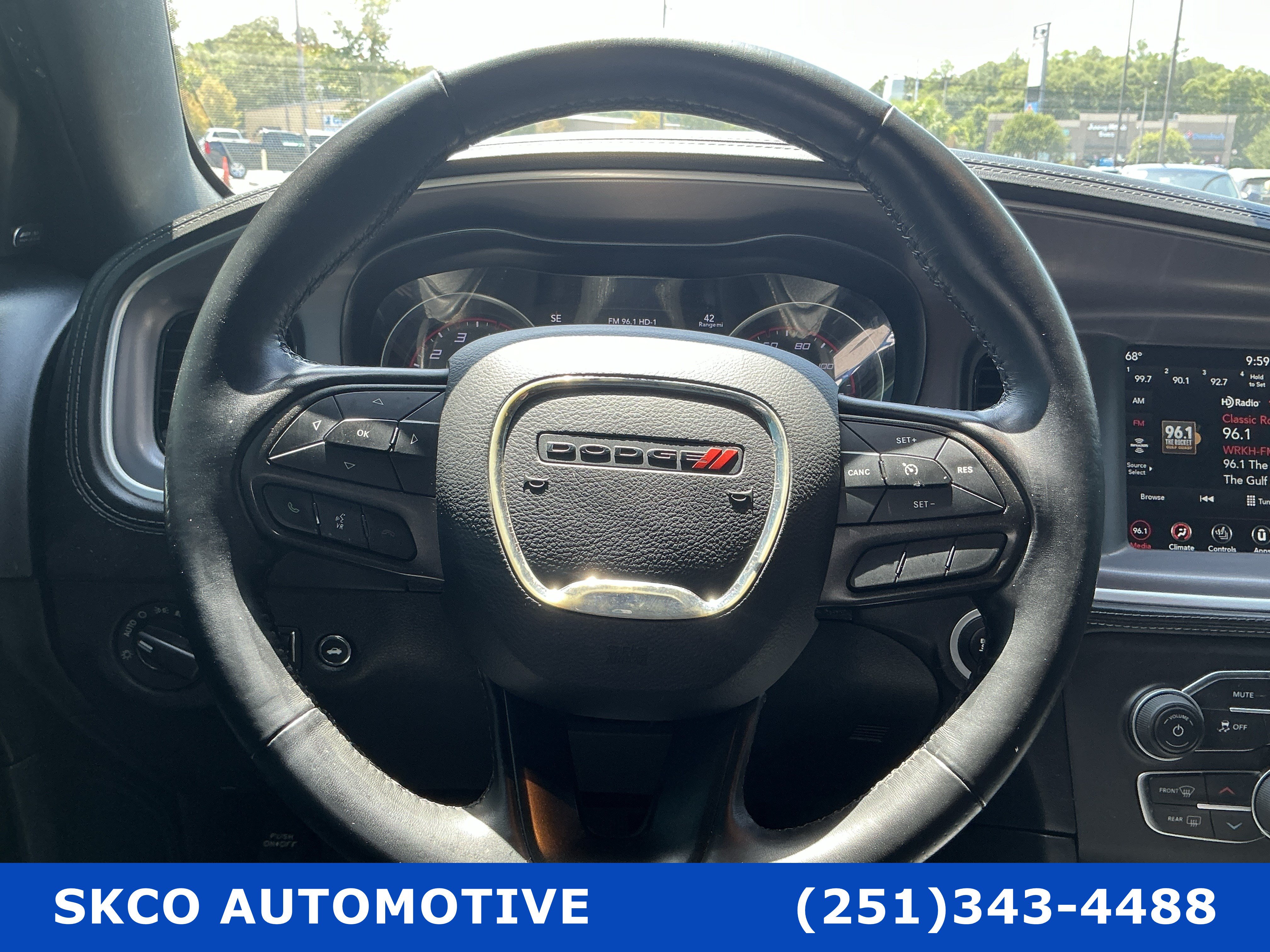 Used 2022 Dodge Charger SXT w/ Plus Group RWD image 18