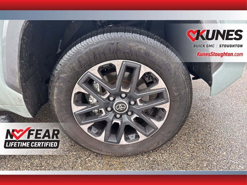 Used 2024 Toyota Tundra Limited image 16
