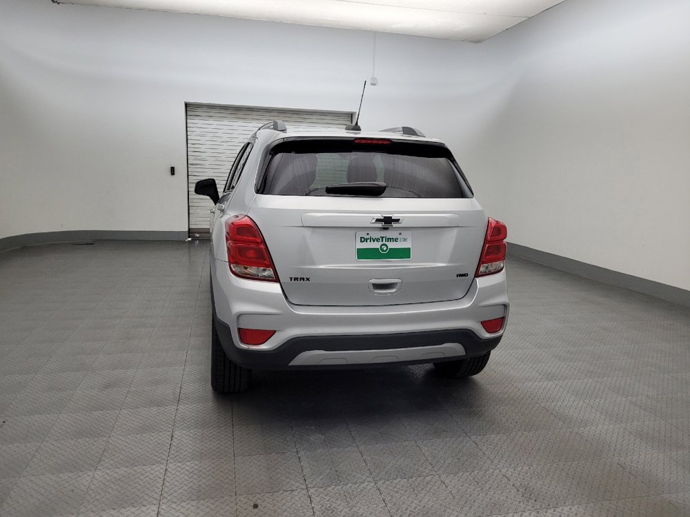 Used 2020 Chevrolet Trax LT w/ Redline Edition AWD/4WD image 6