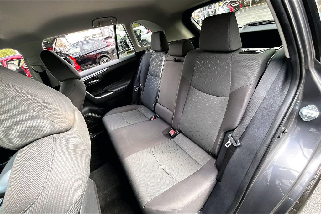 Used 2024 Toyota RAV4 XLE image 20