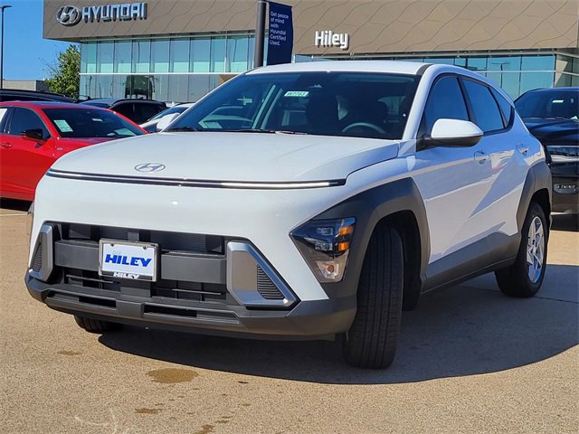 New 2026 Hyundai Kona SE image 2