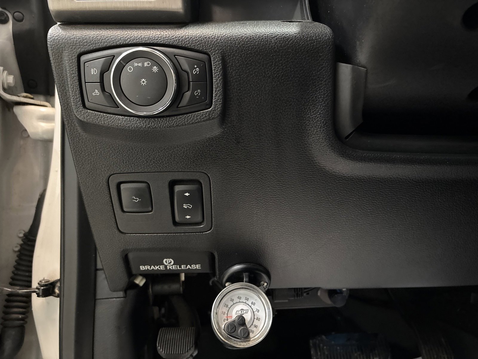 Used 2018 Ford F350 Platinum w/ Platinum Ultimate Package image 17