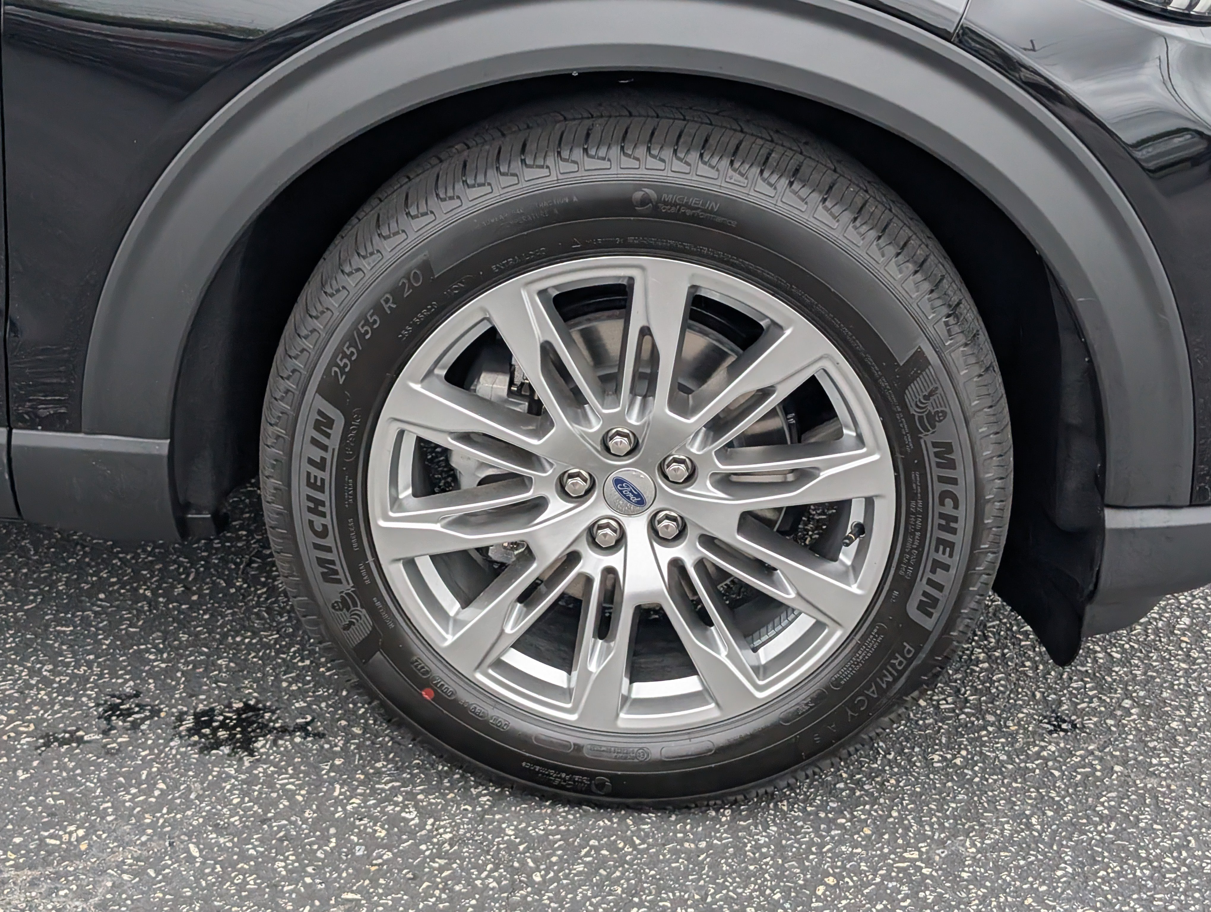 New 2026 Ford Explorer Platinum RWD image 7