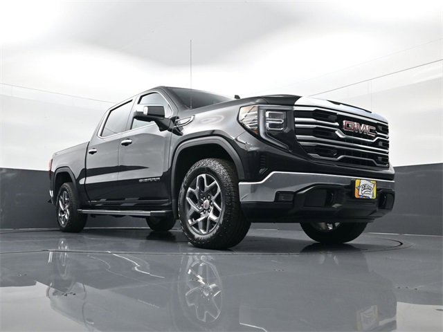 Used 2023 GMC Sierra 1500 SLT w/ SLT Premium Package image 23
