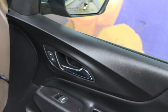 Used 2019 Chevrolet Equinox Premier w/ Premier True North Edition AWD/4WD image 11