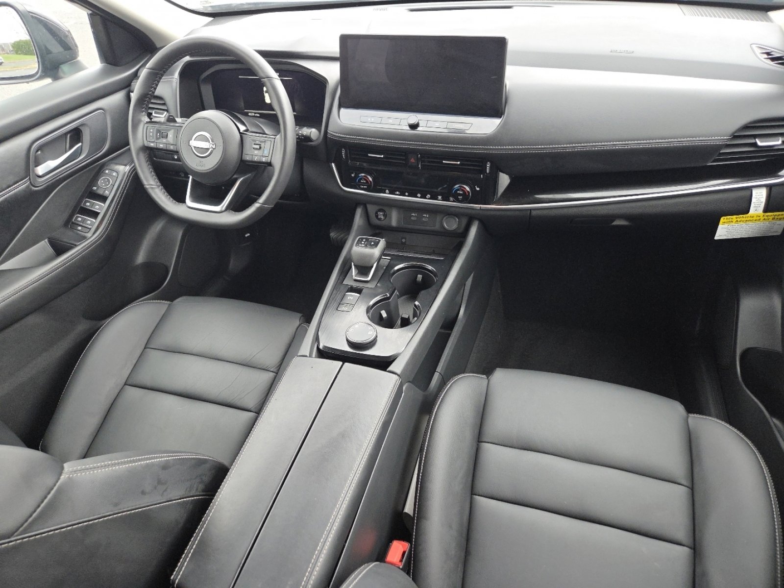 Used 2024 Nissan Rogue SL image 25