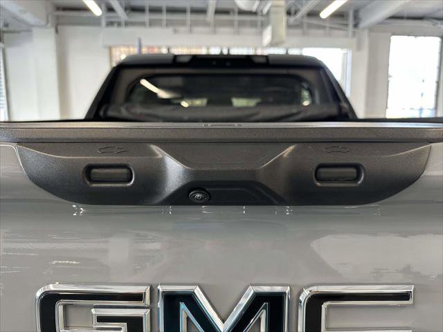 Used 2024 GMC Sierra EV Denali image 12