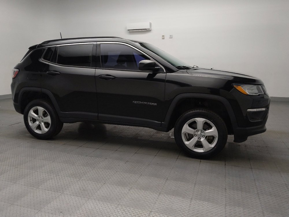 Used 2017 Jeep Compass Latitude image 11