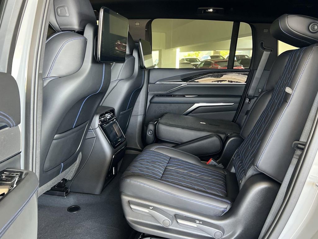 New 2026 Cadillac Escalade IQ Sport 1 image 28