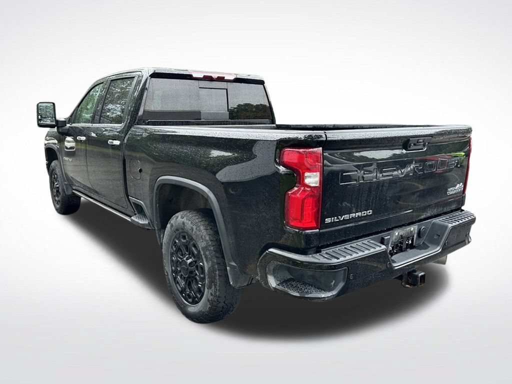 Used 2022 Chevrolet Silverado 2500 High Country w/ Z71 Off-Road Package AWD/4WD image 3