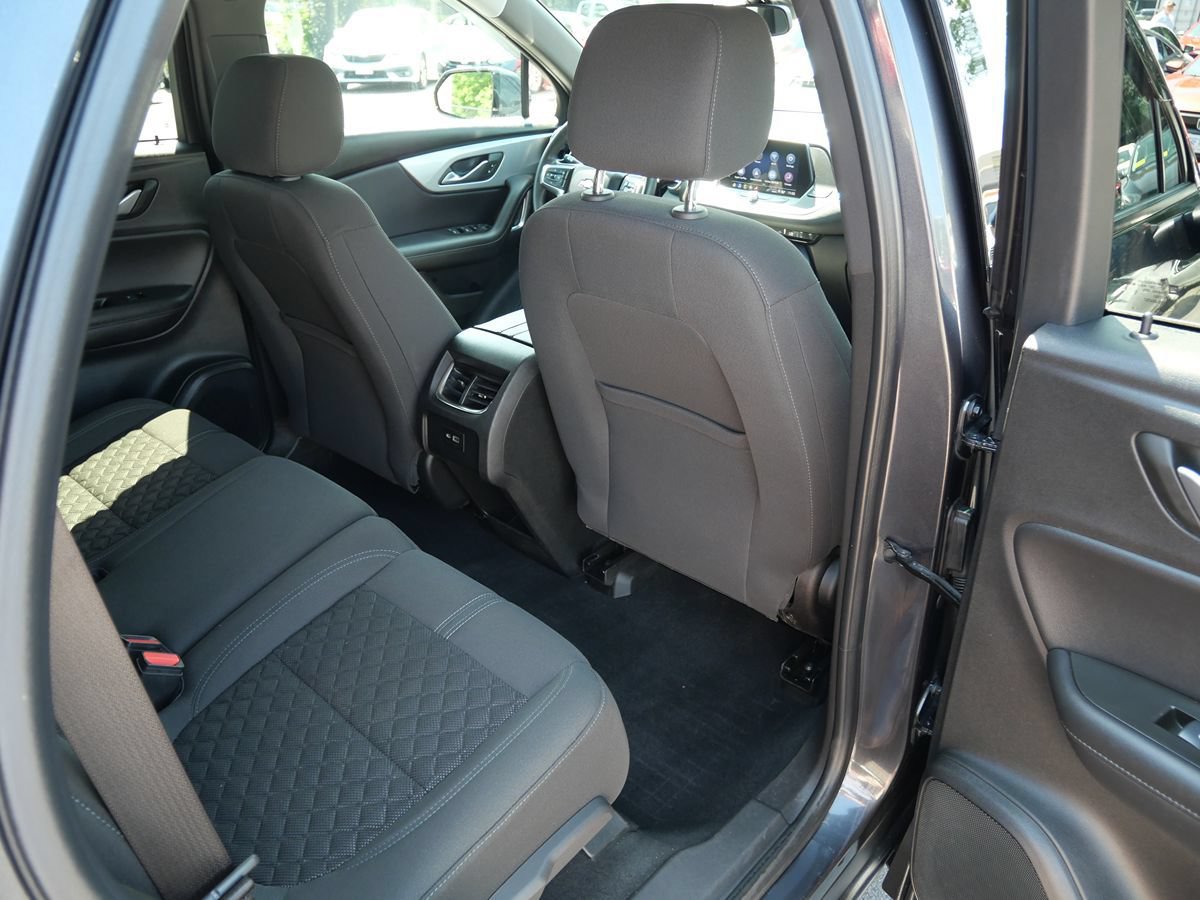 Used 2022 Chevrolet Blazer LT AWD/4WD image 29