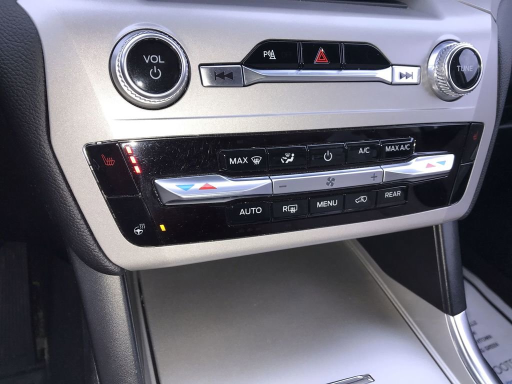 Used 2023 Ford Explorer XLT w/ Equipment Group 202A image 19