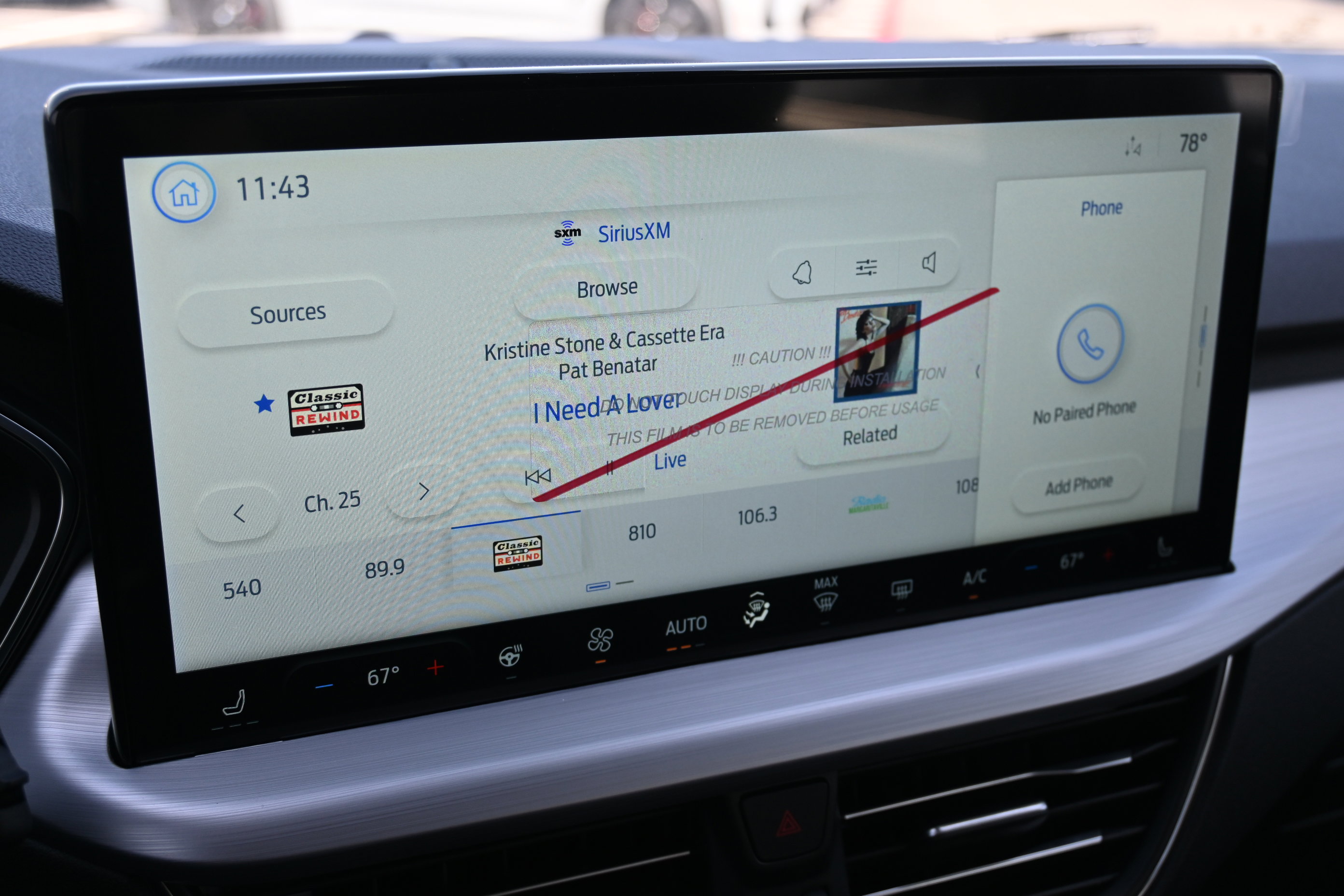 New 2026 Ford Escape SE w/ PHEV Premium Package FWD image 22