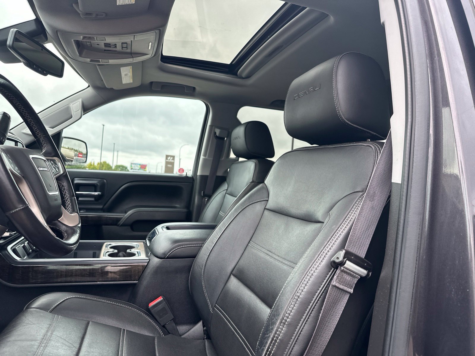 Used 2015 GMC Sierra 1500 Denali AWD/4WD image 15