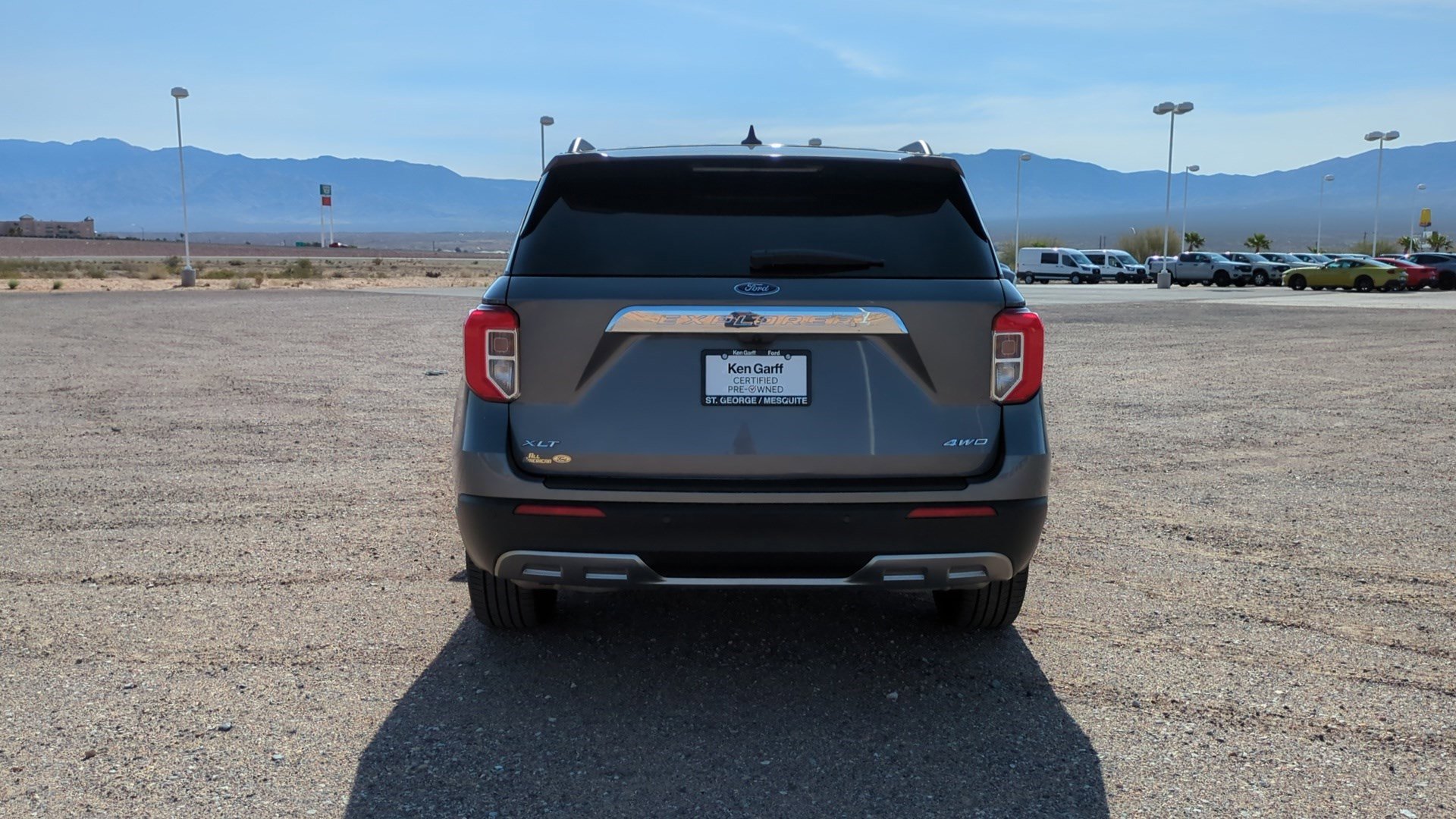 Used 2024 Ford Explorer XLT w/ Equipment Group 202A AWD/4WD image 4