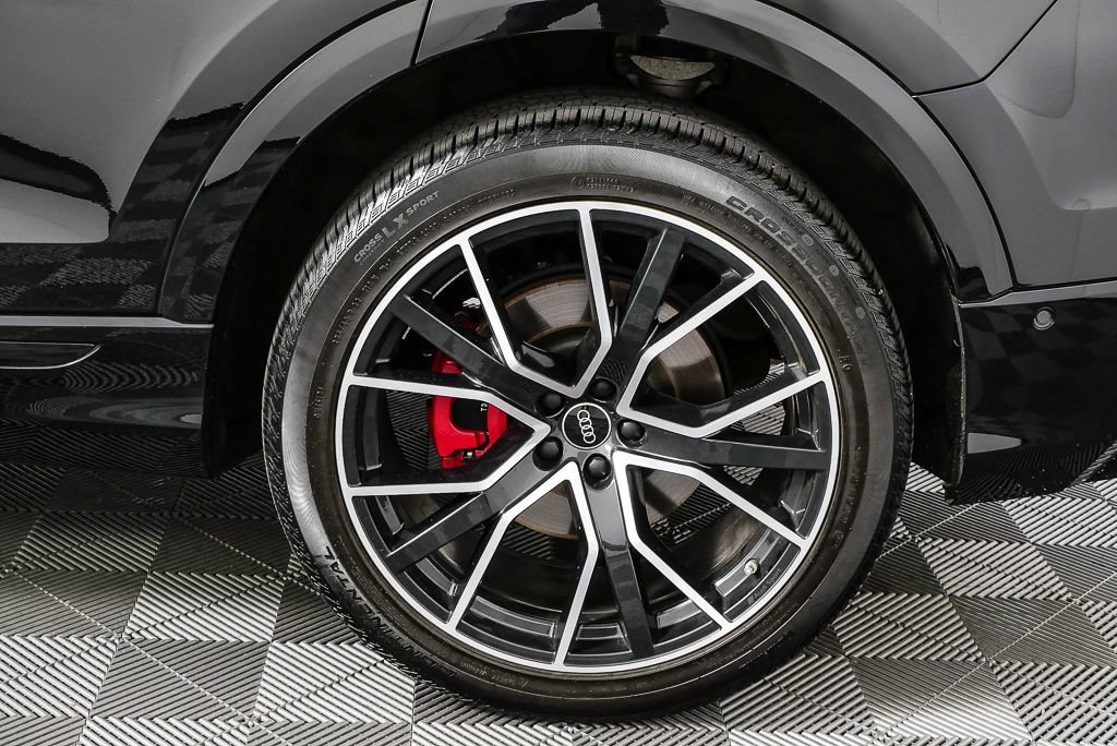 Used 2023 Audi Q8 Prestige w/ Prestige Package image 38