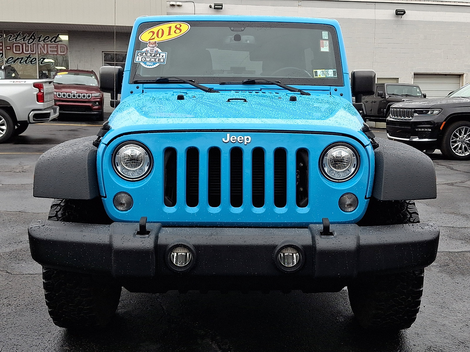 Certified 2018 Jeep Wrangler Unlimited Sport S image 2