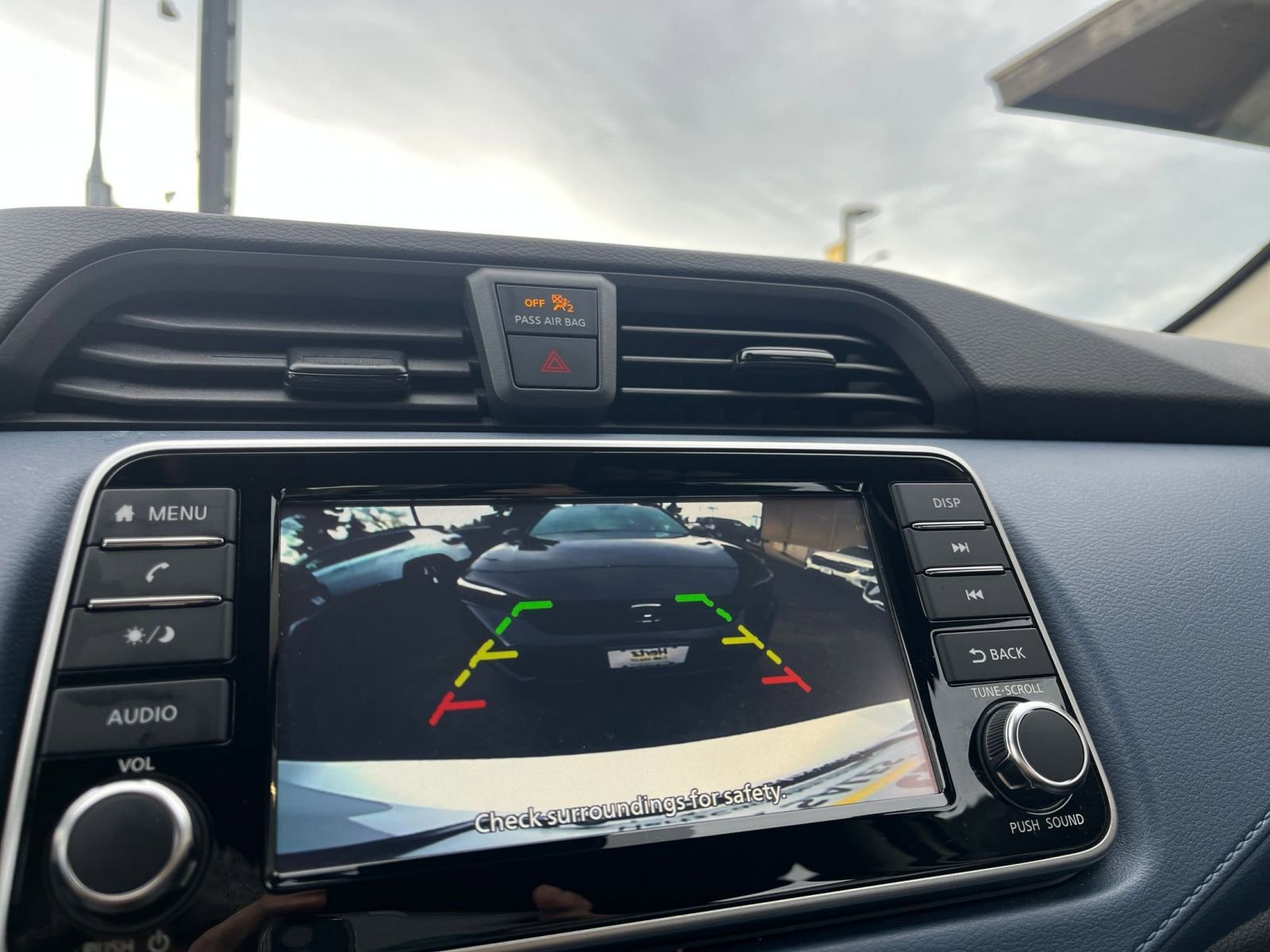 Used 2025 Nissan Versa SV image 24