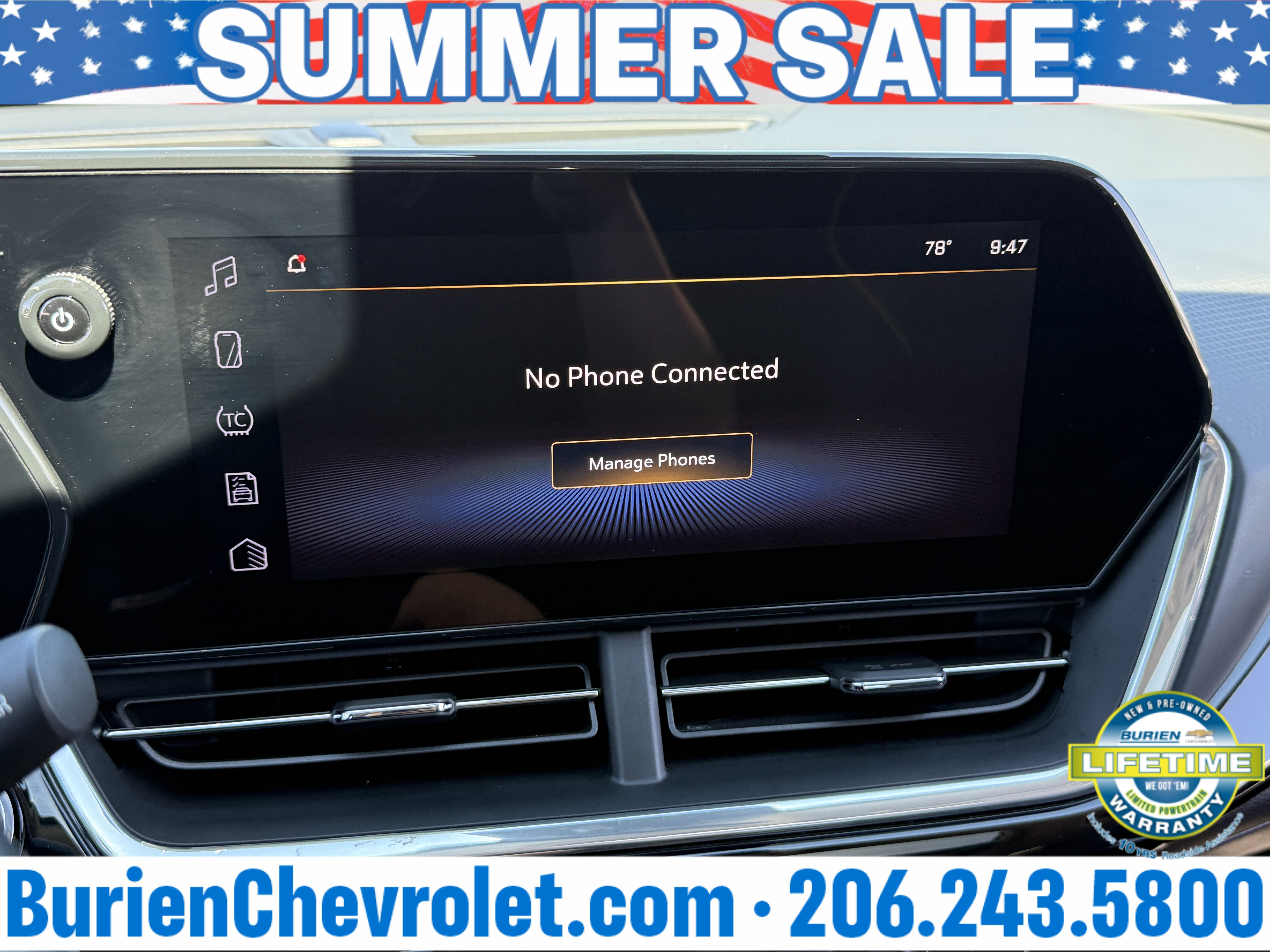 Used 2024 Chevrolet Trax ACTIV w/ Sunroof Package FWD image 16