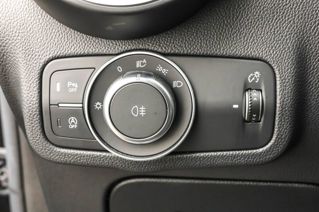 Used 2023 Alfa Romeo Stelvio Ti image 19