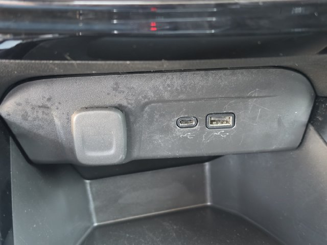 Certified 2026 Chevrolet Trax LT FWD image 26