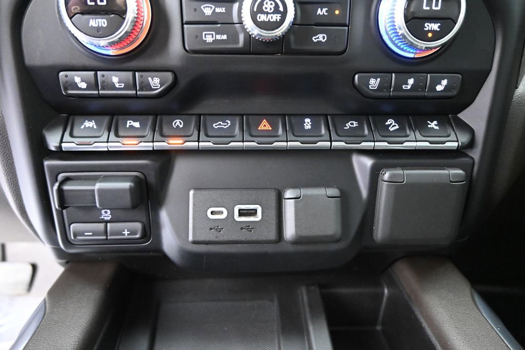 Used 2019 GMC Sierra 1500 Denali w/ Denali Ultimate Package AWD/4WD image 31