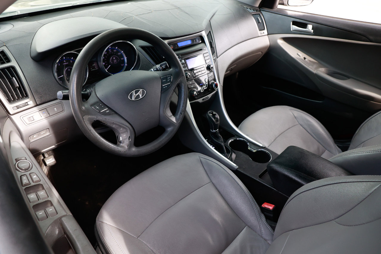Used 2013 Hyundai Sonata GLS image 4