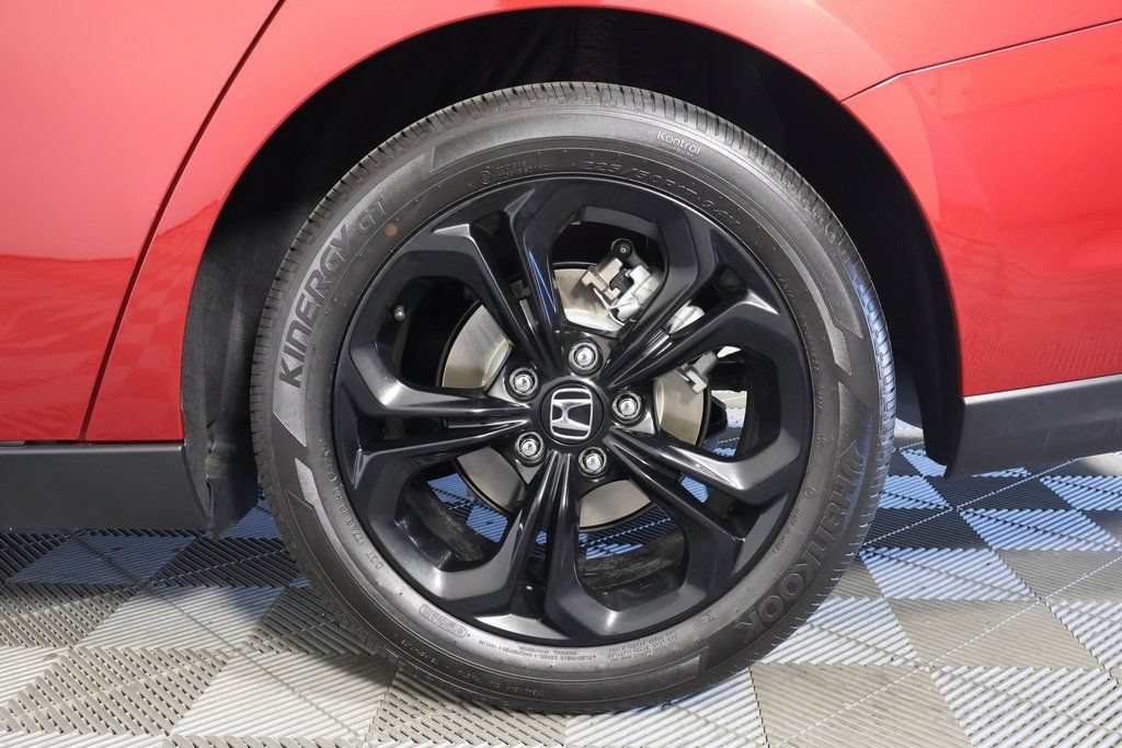 Used 2025 Honda Accord SE image 16