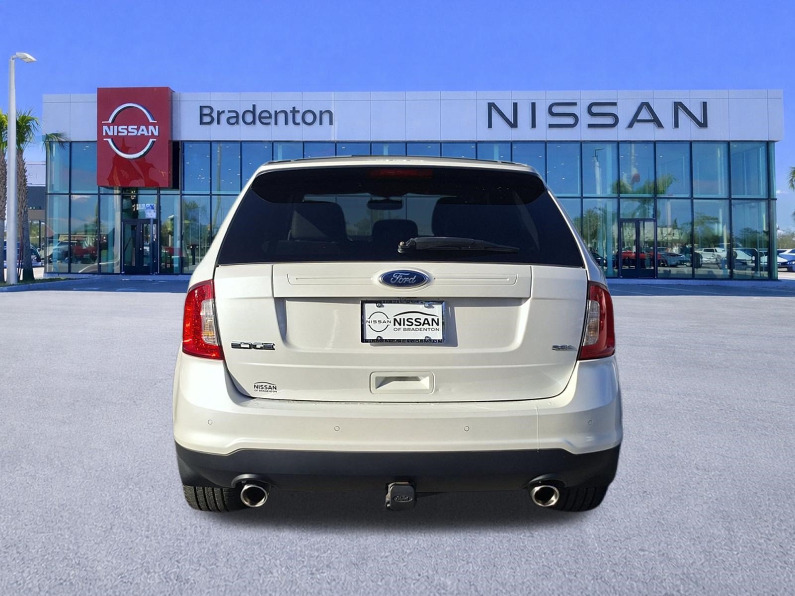 Used 2014 Ford Edge SEL w/ Equipment Group 205A FWD image 6