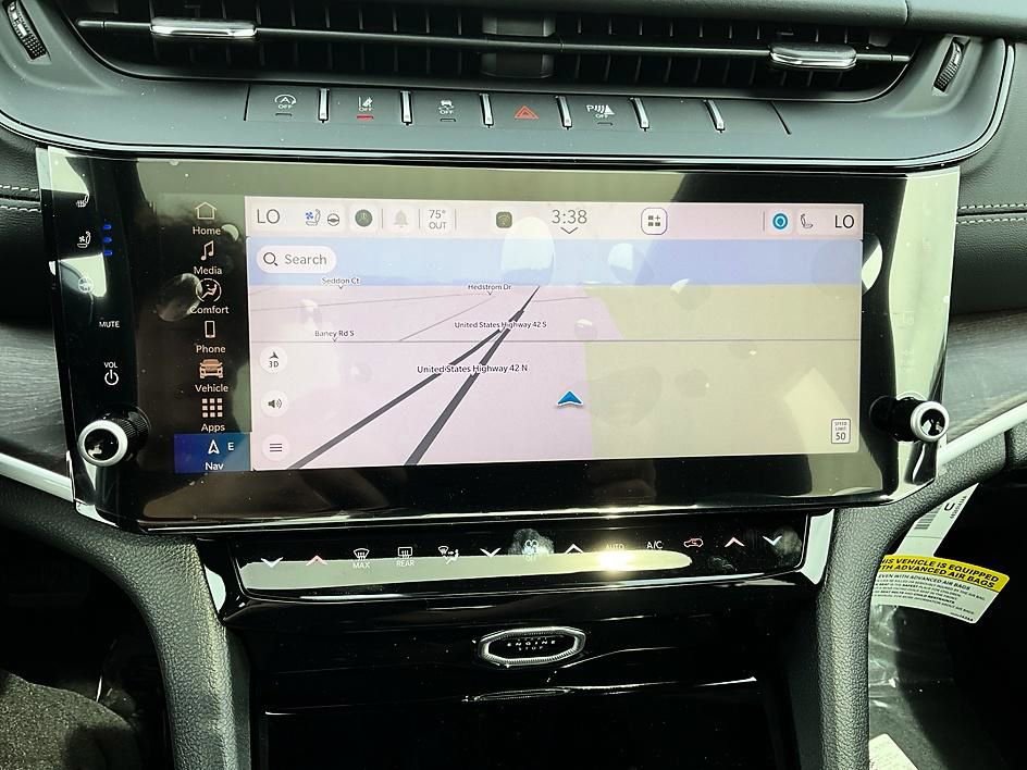 New 2026 Jeep Grand Cherokee Limited AWD/4WD image 23