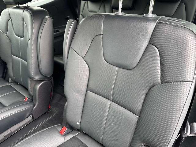 Used 2022 Kia Telluride EX w/ EX Premium Package AWD/4WD image 13