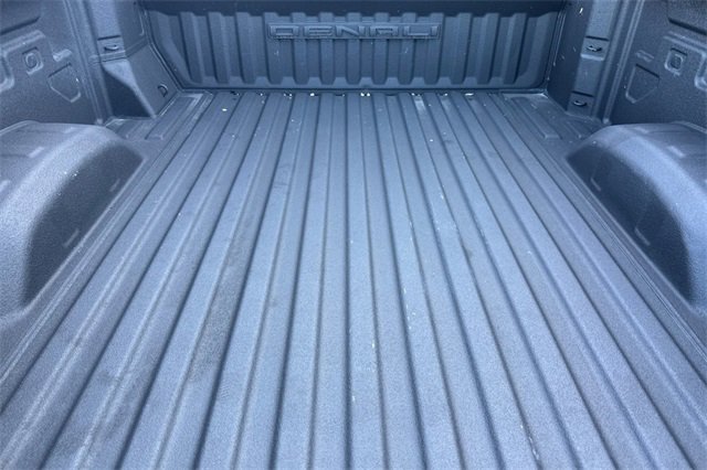 Used 2024 GMC Sierra 2500 Denali w/ Denali Reserve Package image 17