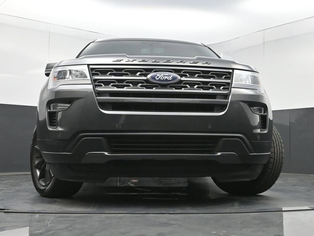 Used 2018 Ford Explorer XLT w/ Equipment Group 202A image 24