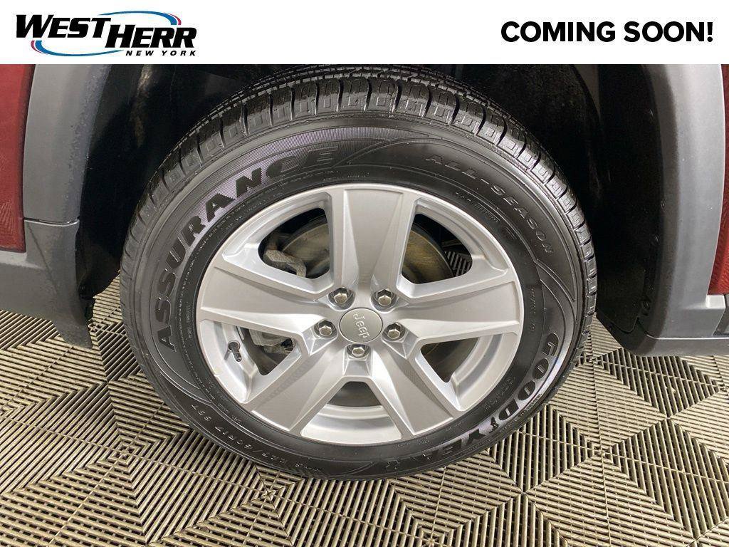 Used 2022 Jeep Compass Latitude w/ Convenience Group AWD/4WD image 27
