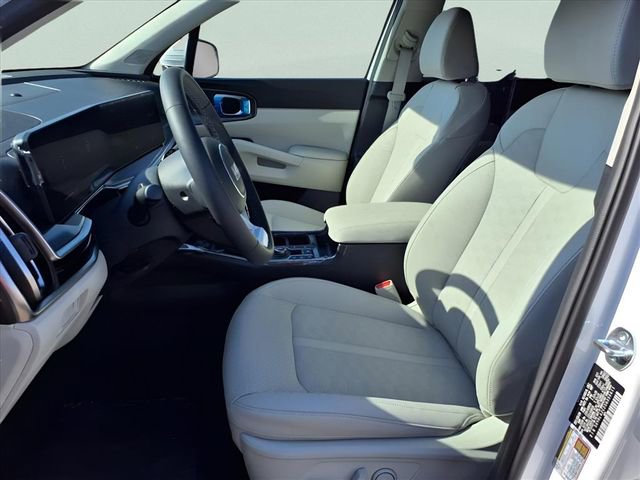 New 2025 Kia Sorento S image 15