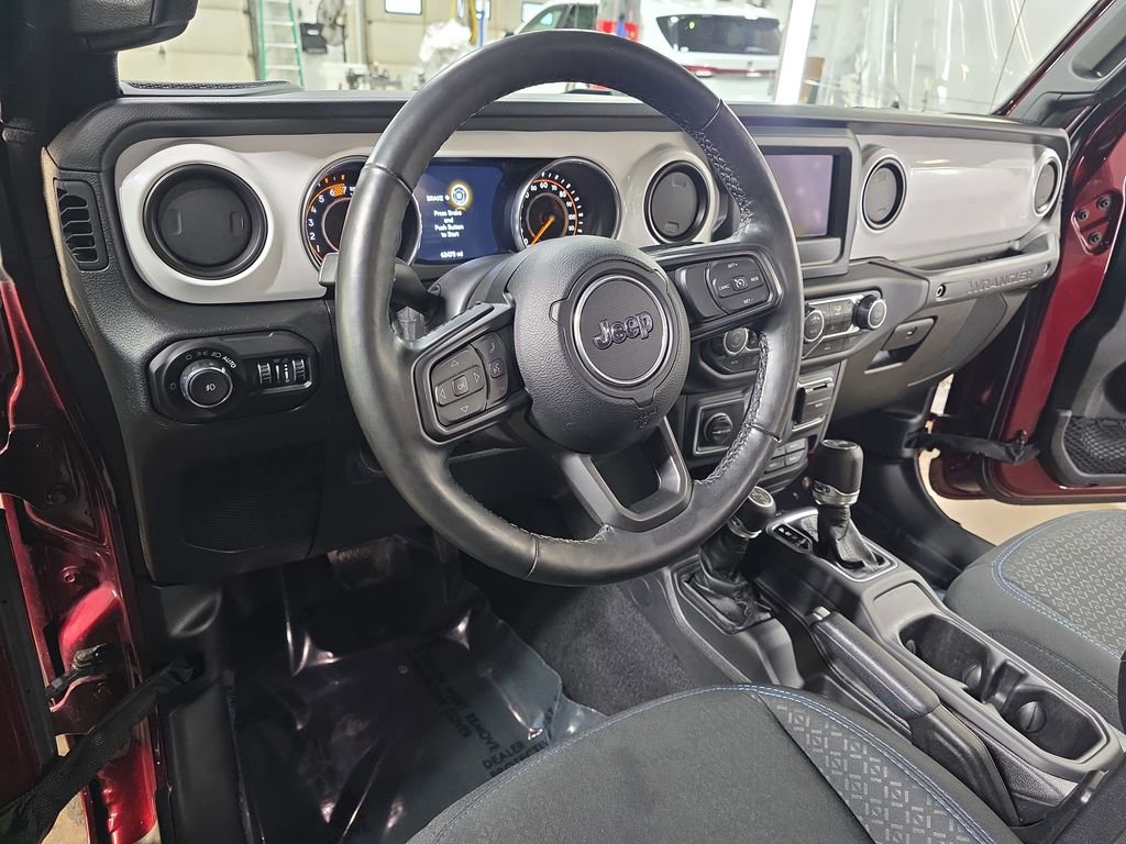 Used 2021 Jeep Wrangler Sport image 14