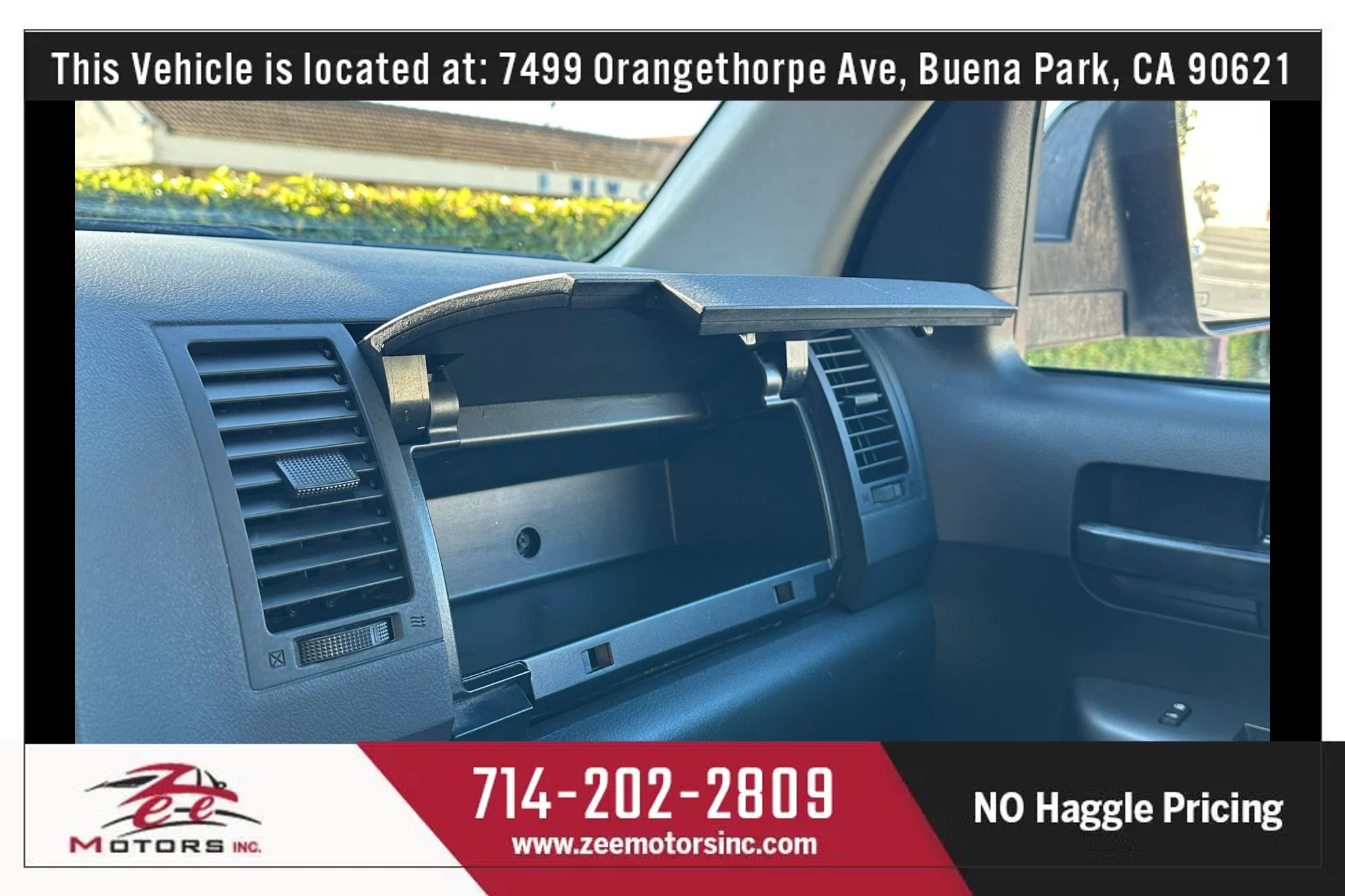 Used 2012 Toyota Sequoia SR5 w/ Sport Appearance Pkg AWD/4WD image 33