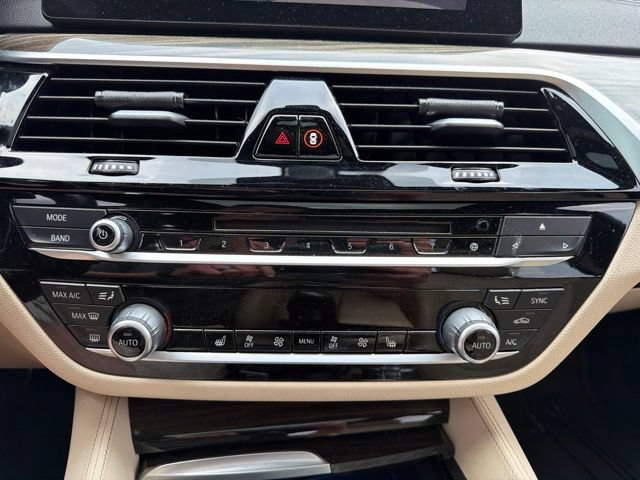 Used 2017 BMW 540i xDrive AWD/4WD image 17