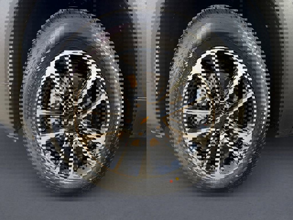 Used 2025 Chevrolet TrailBlazer LT image 9